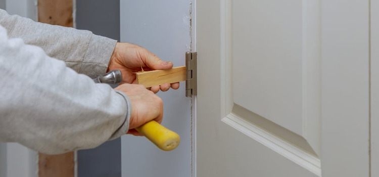 fiberglass entry door repair in West Whittier-Los Nietos